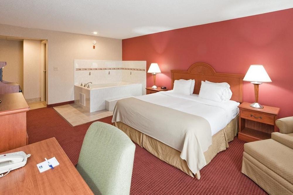 Holiday Inn Express Cincinnati-Lawrenceburg Exteriör bild