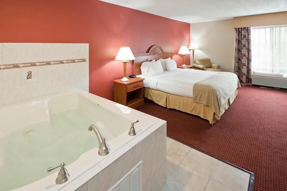 Holiday Inn Express Cincinnati-Lawrenceburg Exteriör bild